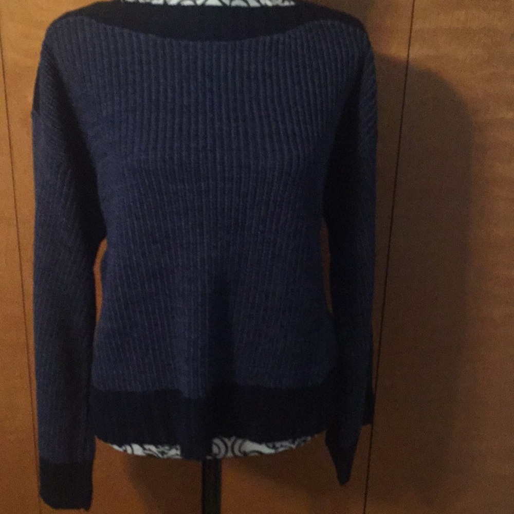 Women’s sweater
